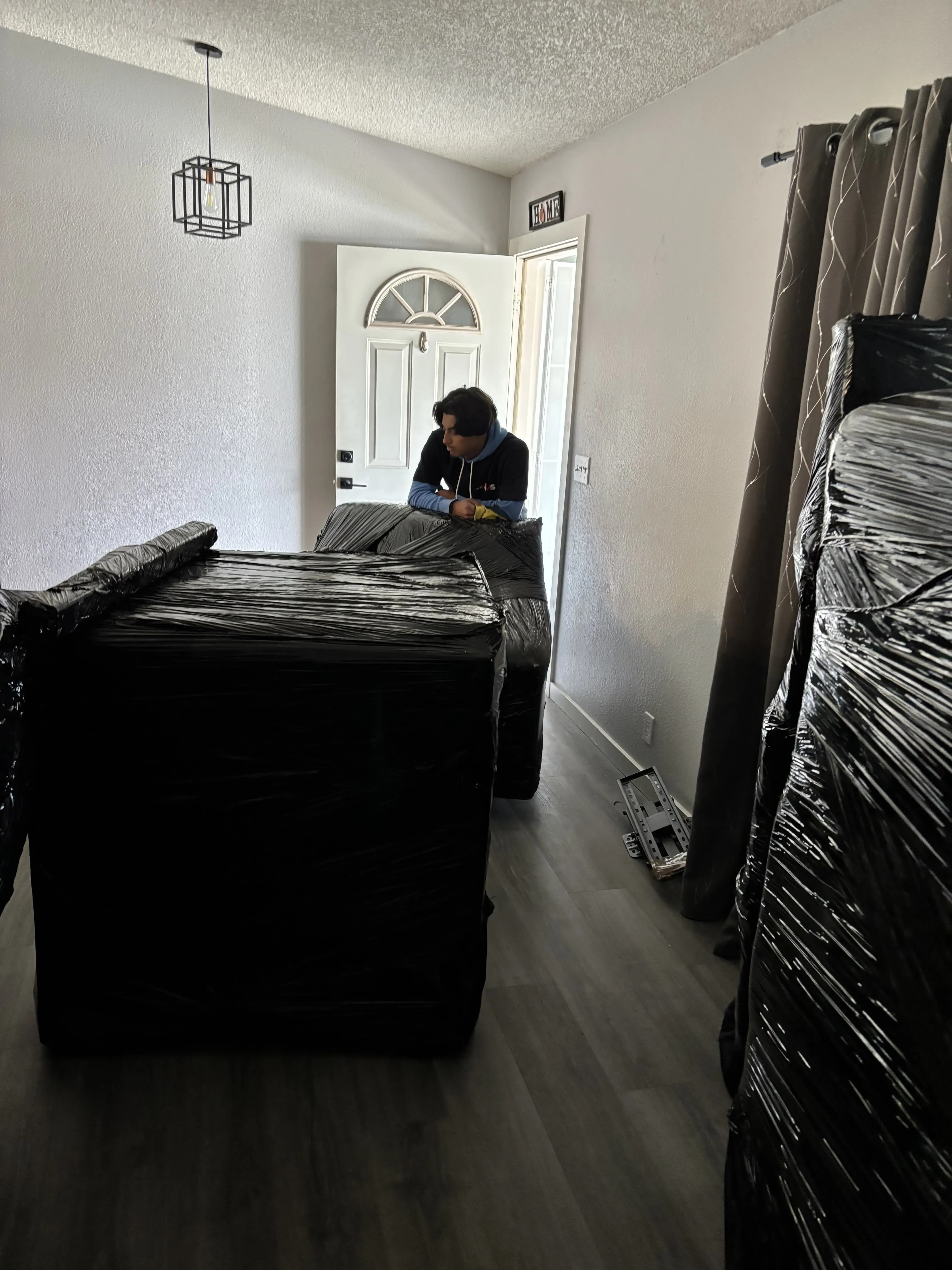 Moving job photo 19